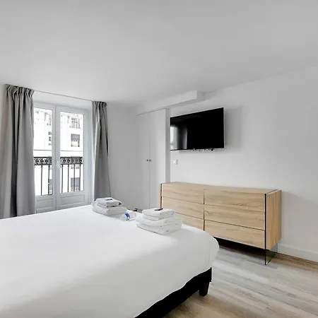 Cosy In The Heart Of Opera * Paris